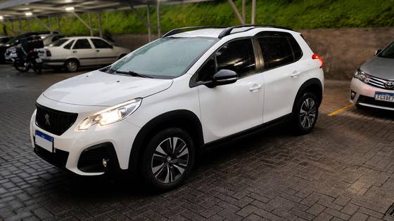 PEUGEOT 2008 1.6 16V FLEX ALLURE 4P AUTOMÁTICO